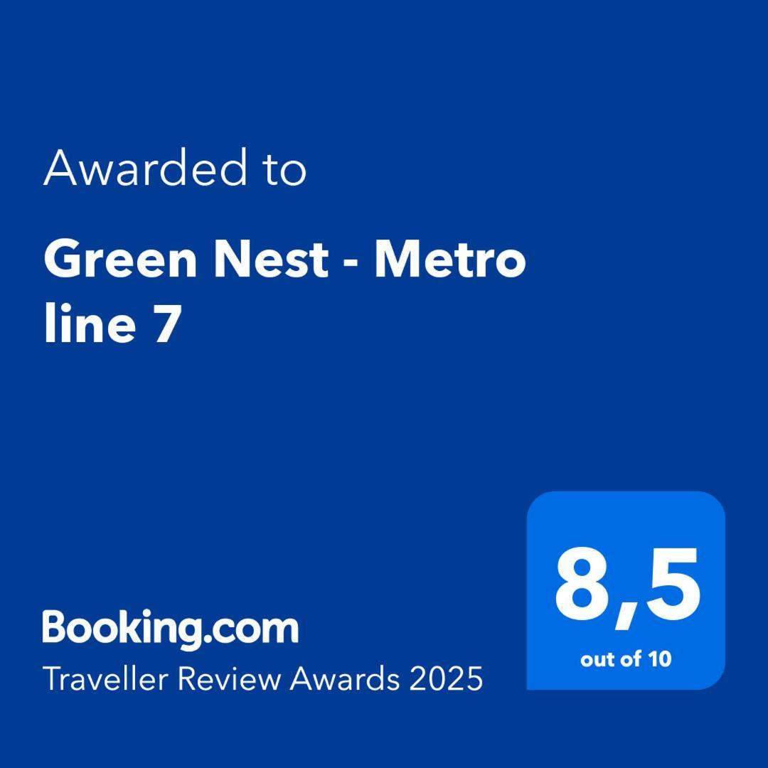 Green Nest - Metro Line 7 Ла Курньов Стая снимка
